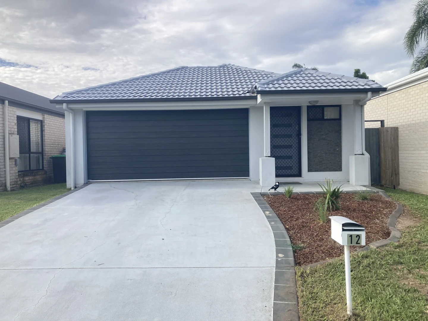 12 Jones Street, Rothwell QLD 4022