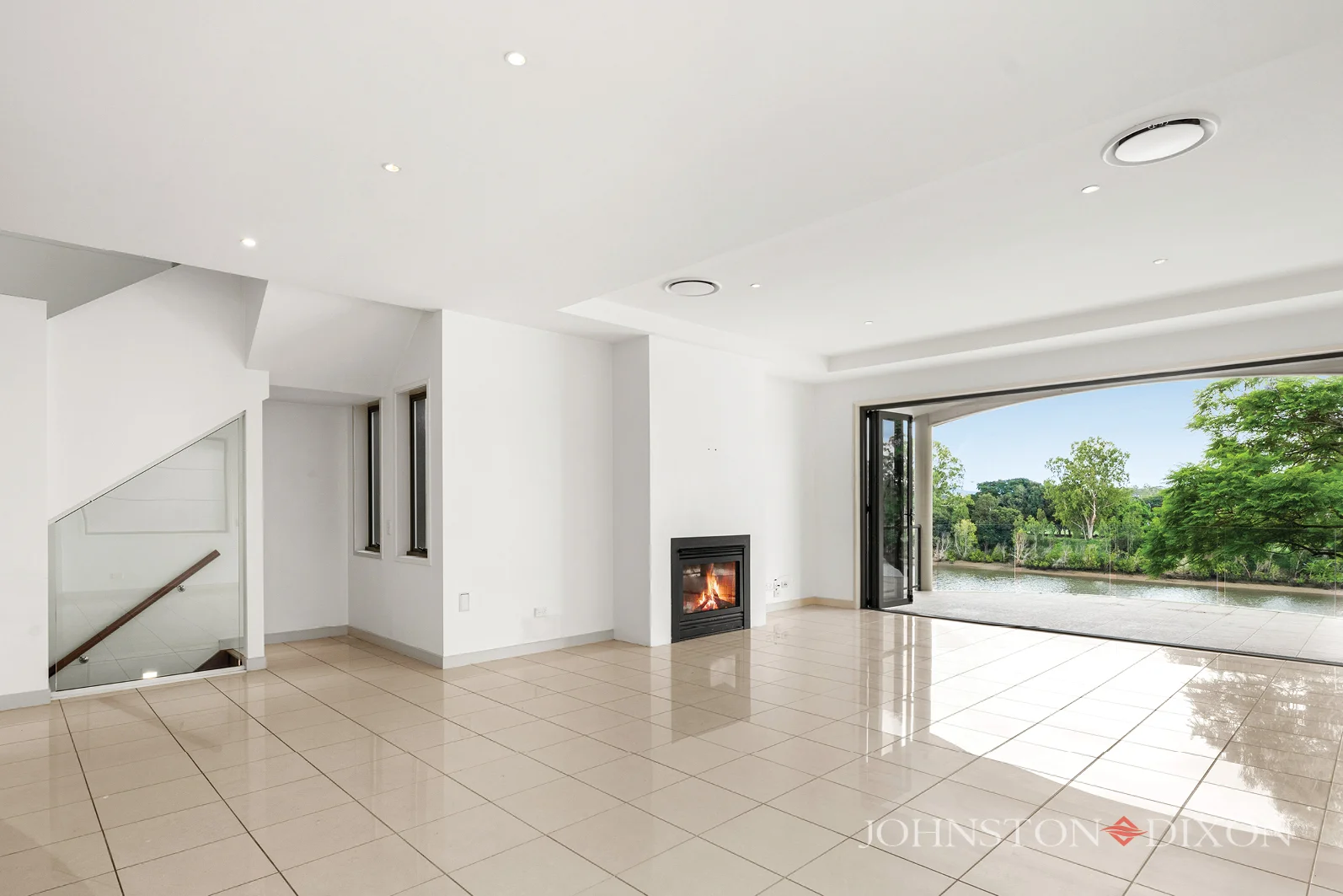 Additional image 3 of 83 King Arthur Terrace, Tennyson QLD 4105
