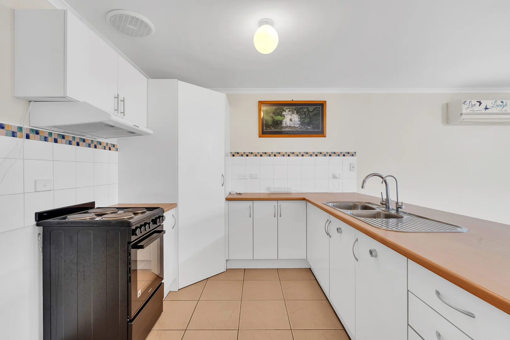Additional image 2 of 31 Mary Crescent, Craigmore SA 5114