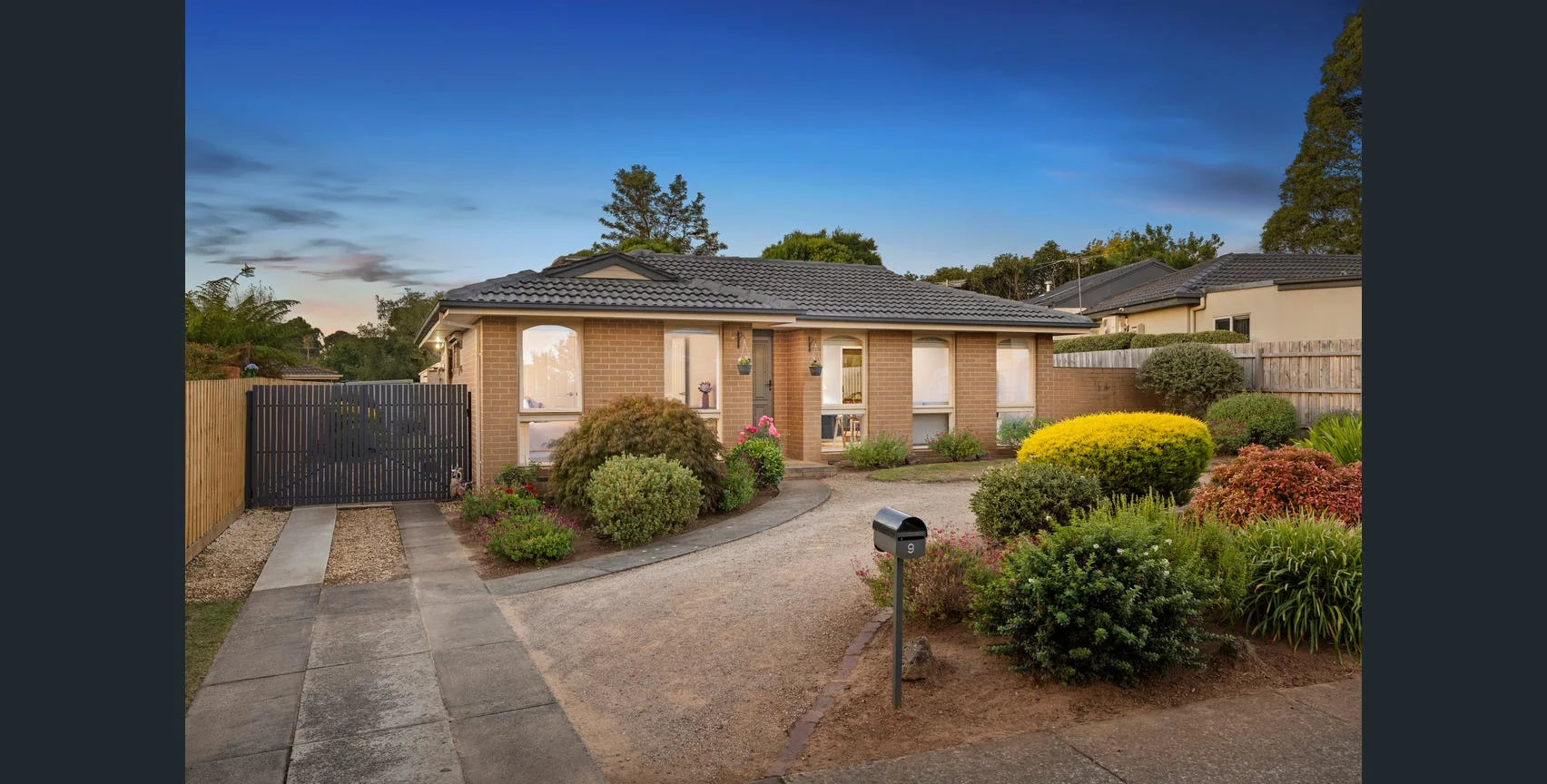 9 Lumeah Crescent, Ferntree Gully VIC 3156