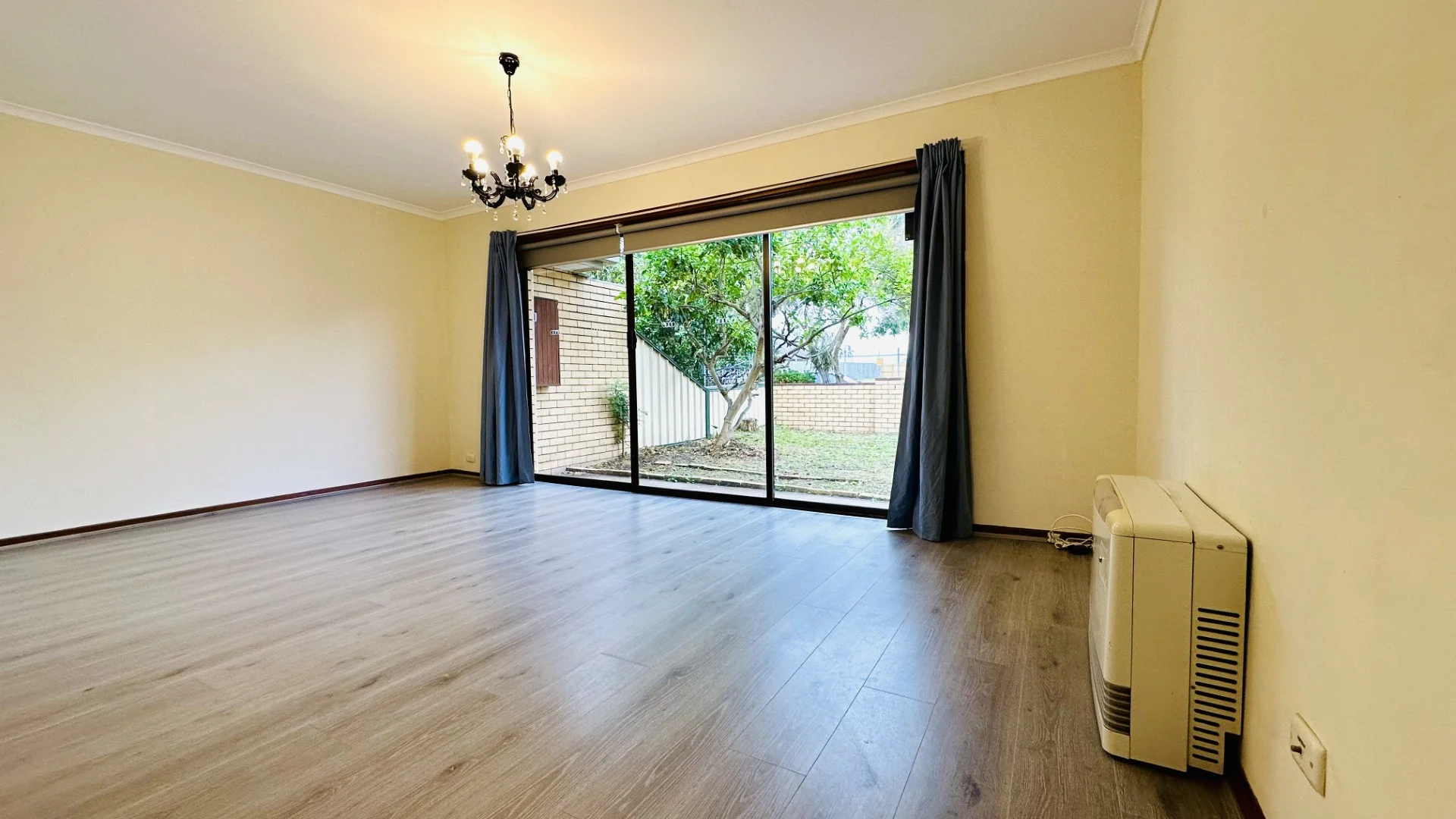 1/12 Kelvin Grove, Springvale VIC 3171 photo 2
