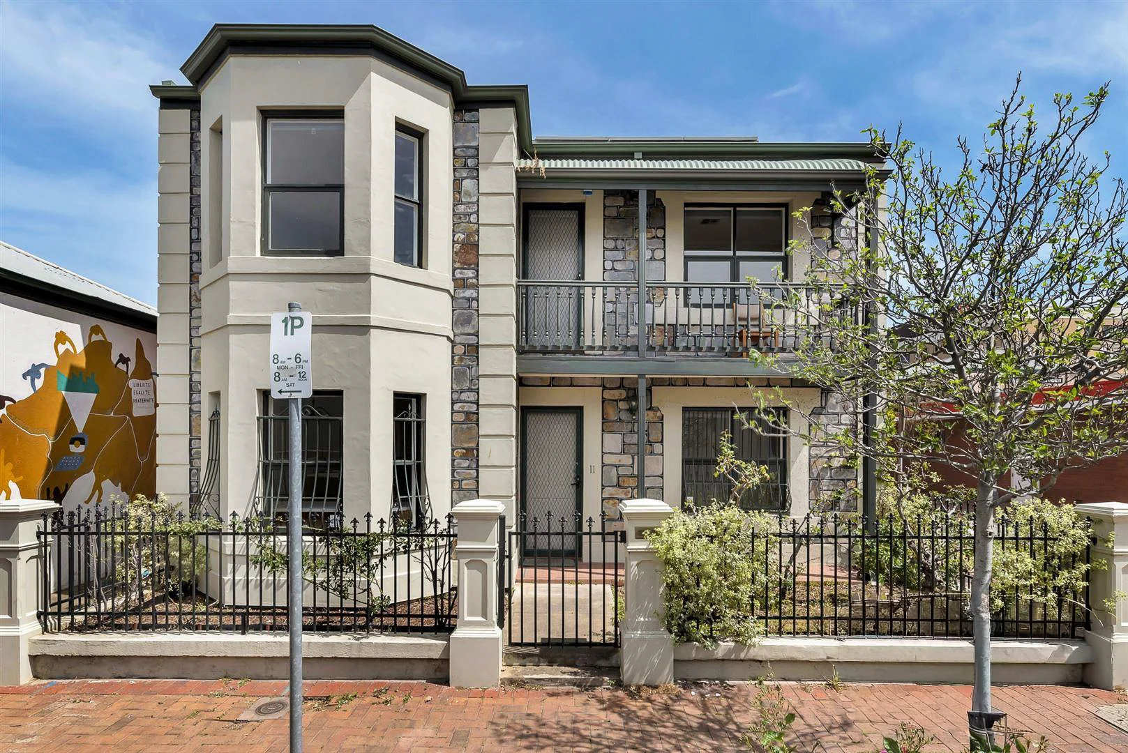 11 Lowe Street, Adelaide SA 5000