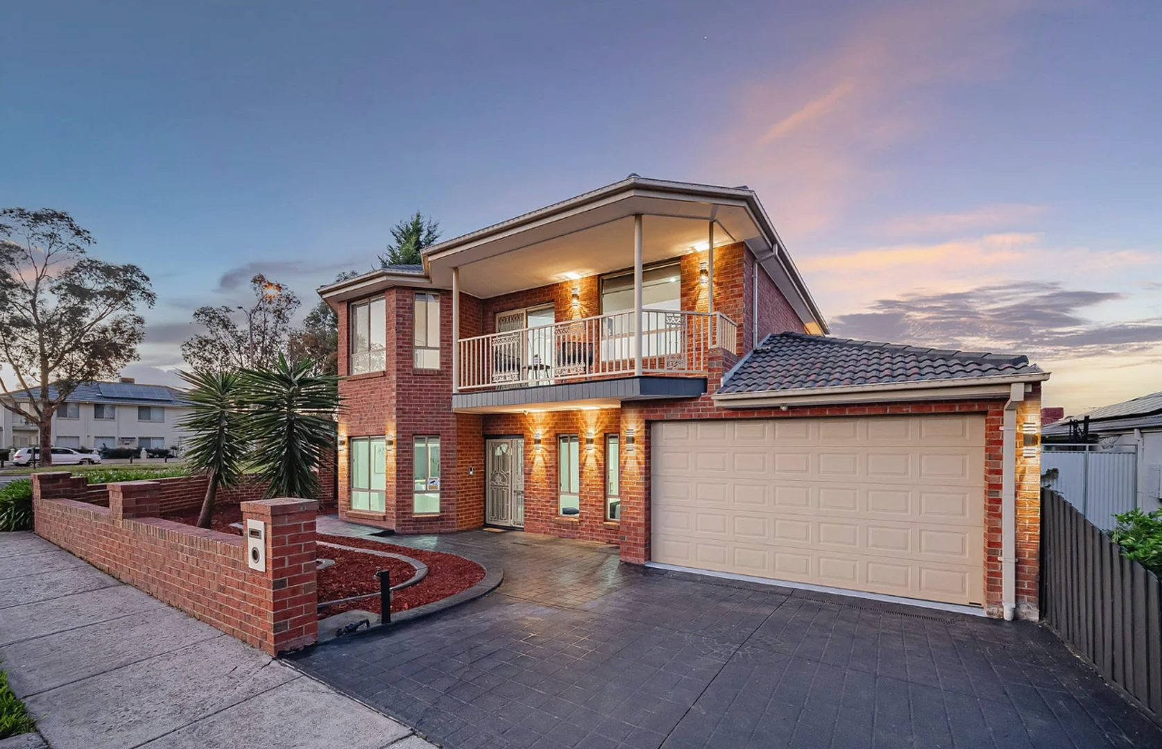 1 Lakeside Drive, Roxburgh Park VIC 3064