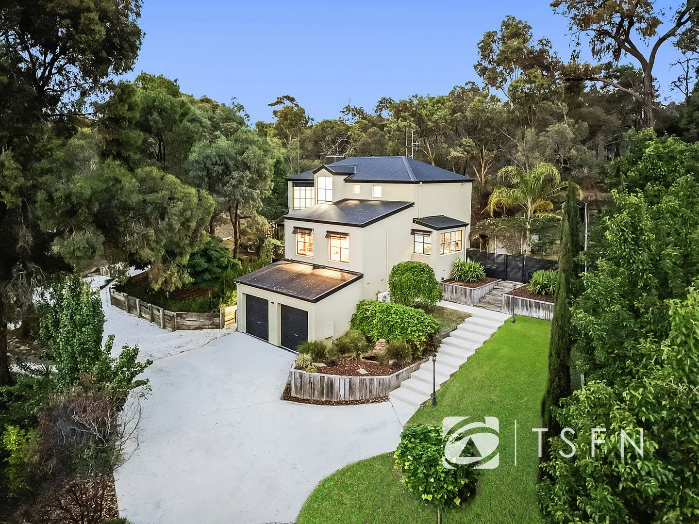 3 Bonnie Brae Ct, Spring Gully VIC 3550