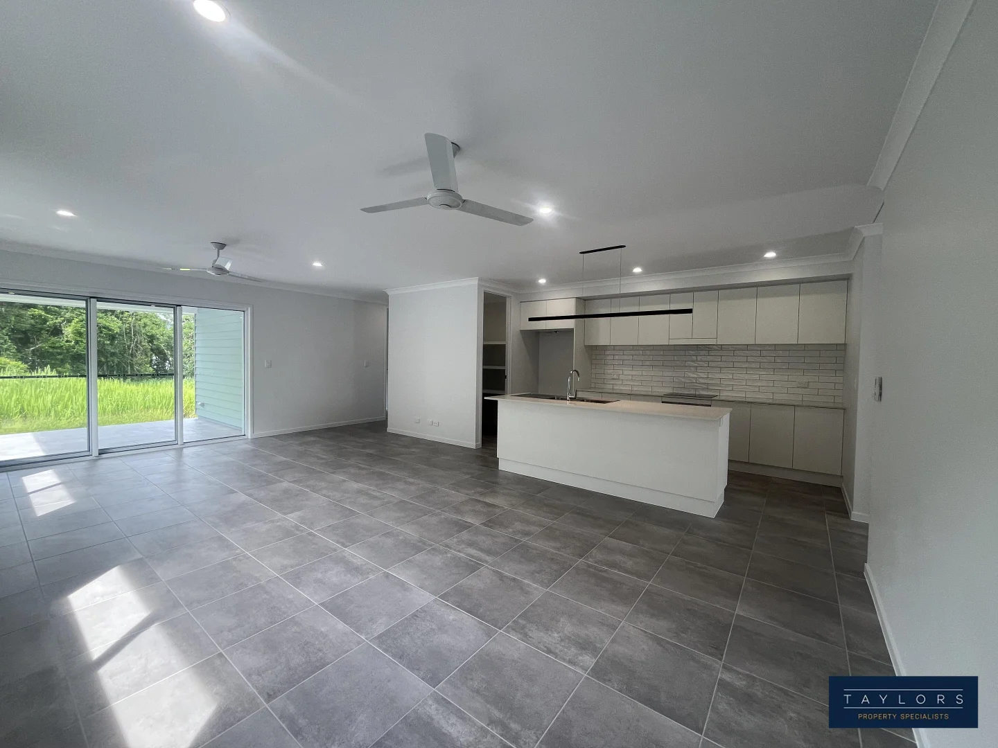 Additional image 5 of 61 Springfield Circuit, Cannonvale QLD 4802