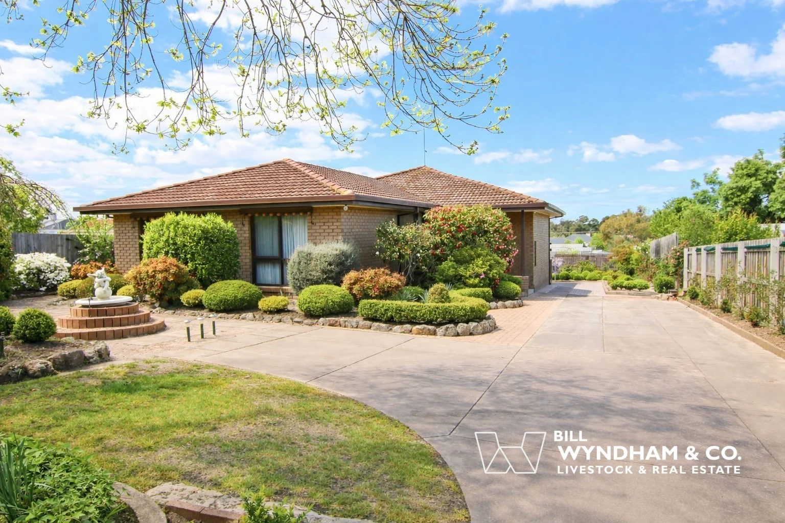 81 Day Street, Bairnsdale VIC 3875