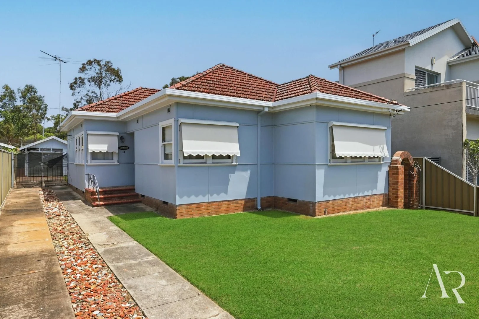 14 Sofala St, Riverwood NSW 2210