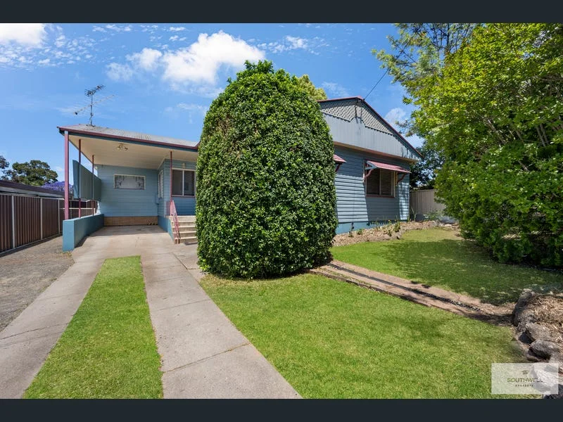 35 Warren Street, South Tamworth NSW 2340
