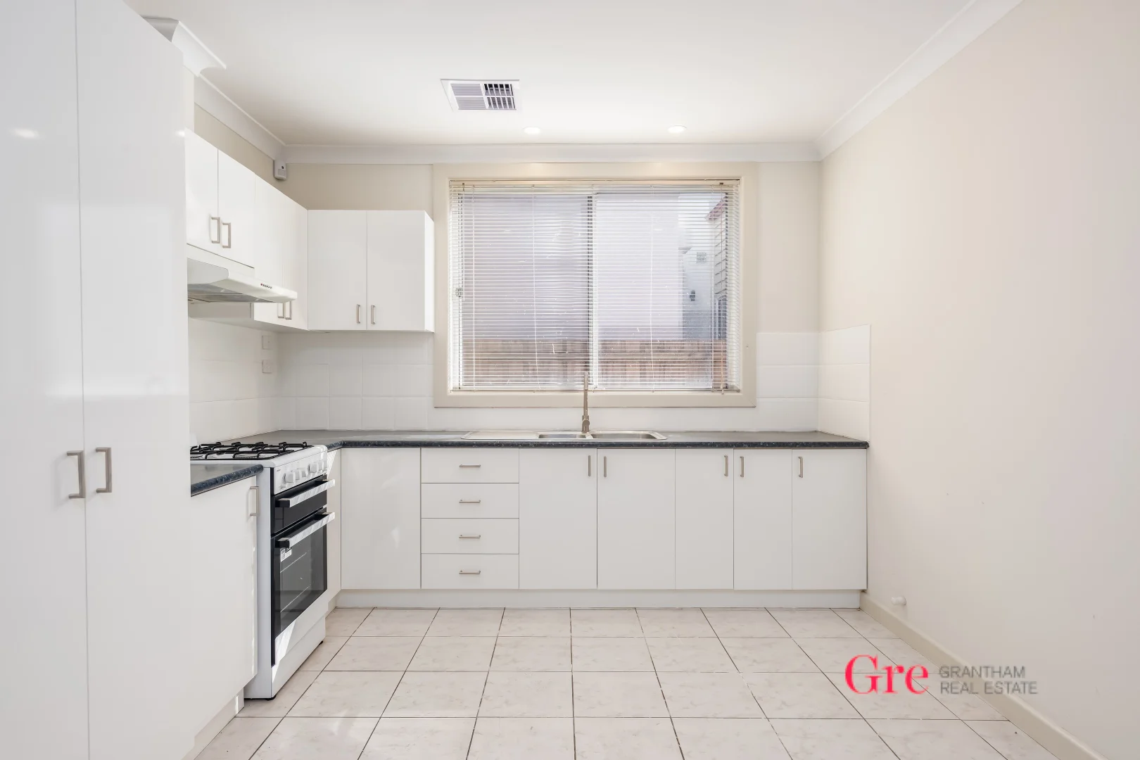 37 Barry St, Brunswick VIC 3056 photo 3