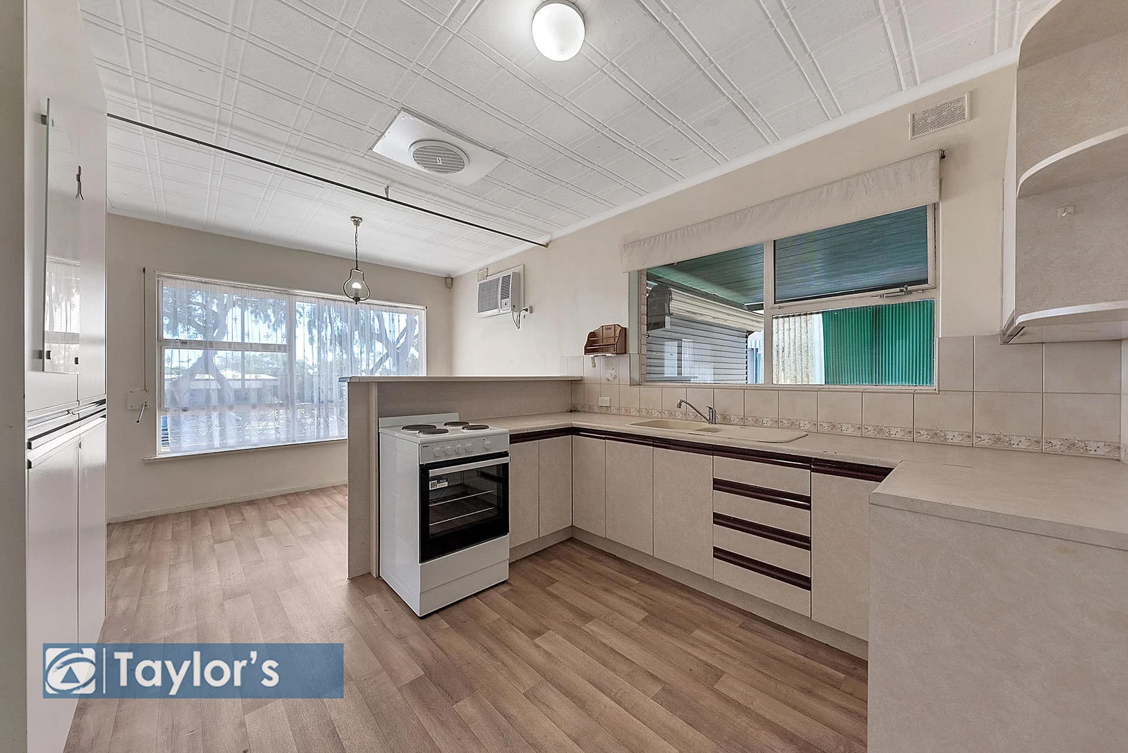 Additional image 3 of 12 Oswald Crescent, Para Hills SA 5096