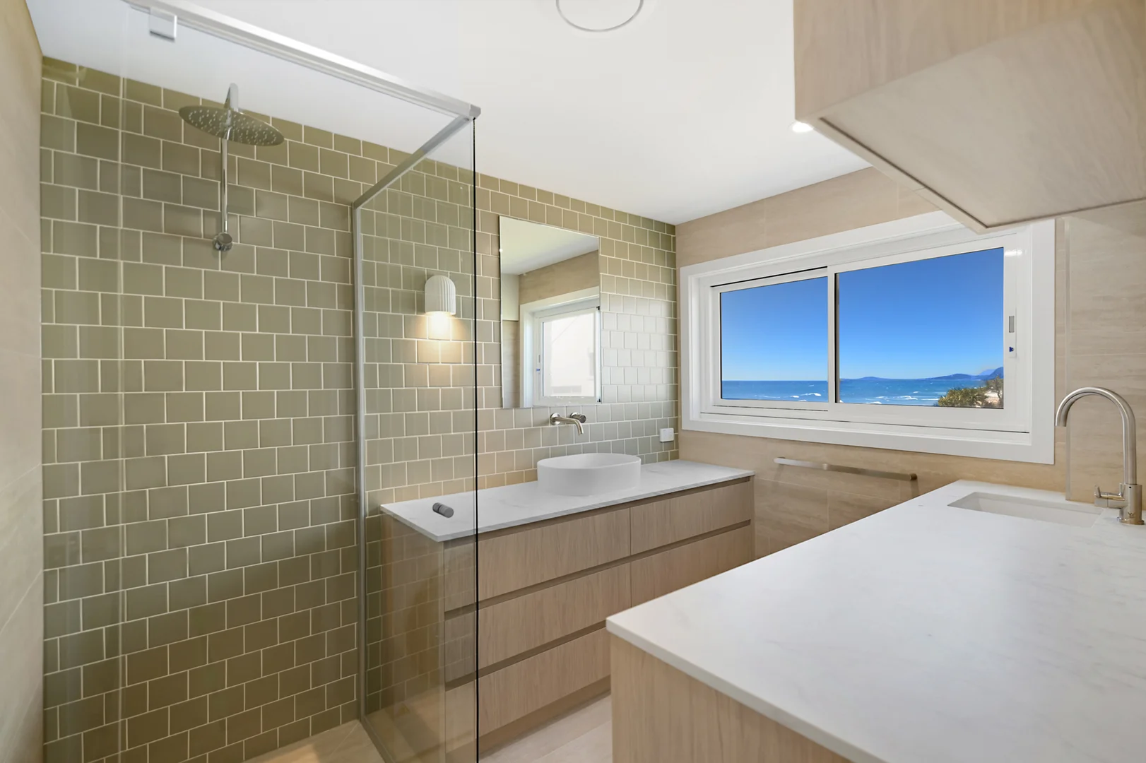 Additional image 4 of 4/2 Surf Street, Mermaid Beach QLD 4218