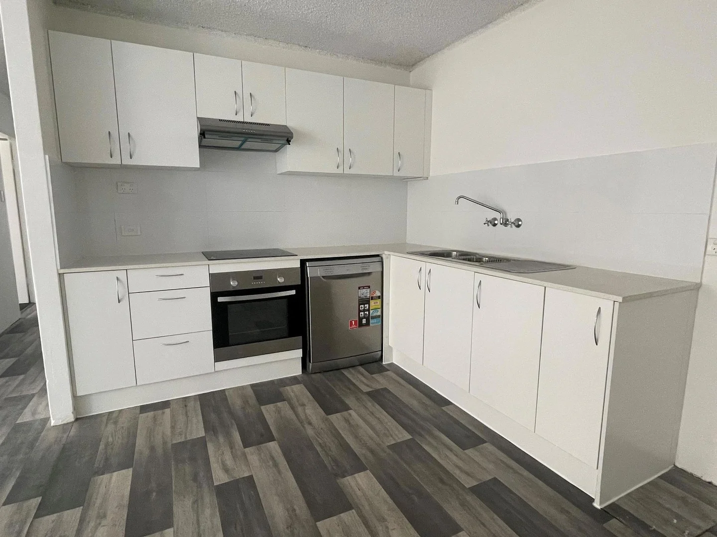 Additional image 3 of 1/34 Leonard Avenue, Surfers Paradise QLD 4217