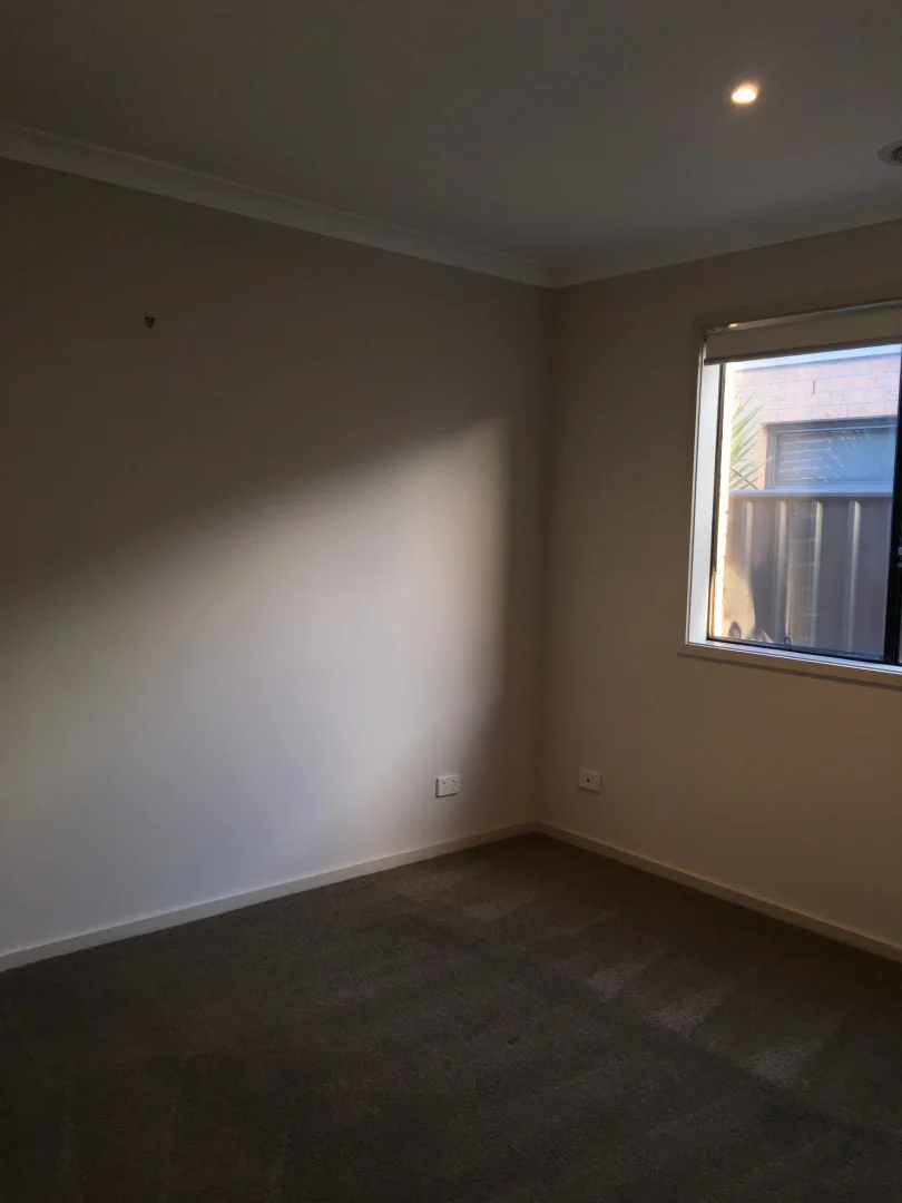 Additional image 4 of 24 Brockwell Crescent, Manor Lakes VIC 3024
