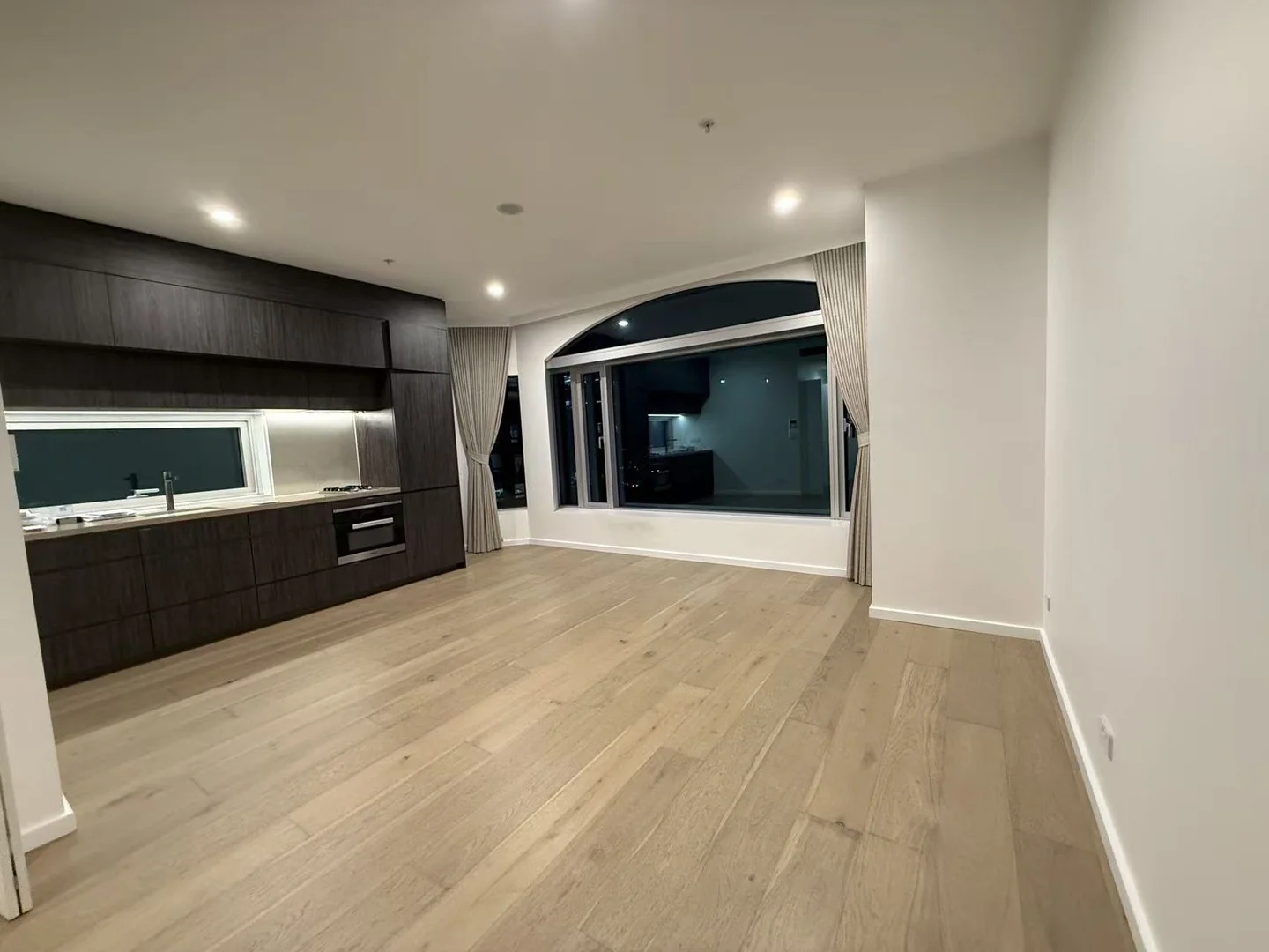 2006B/116 Bathurst Street, Sydney NSW 2000