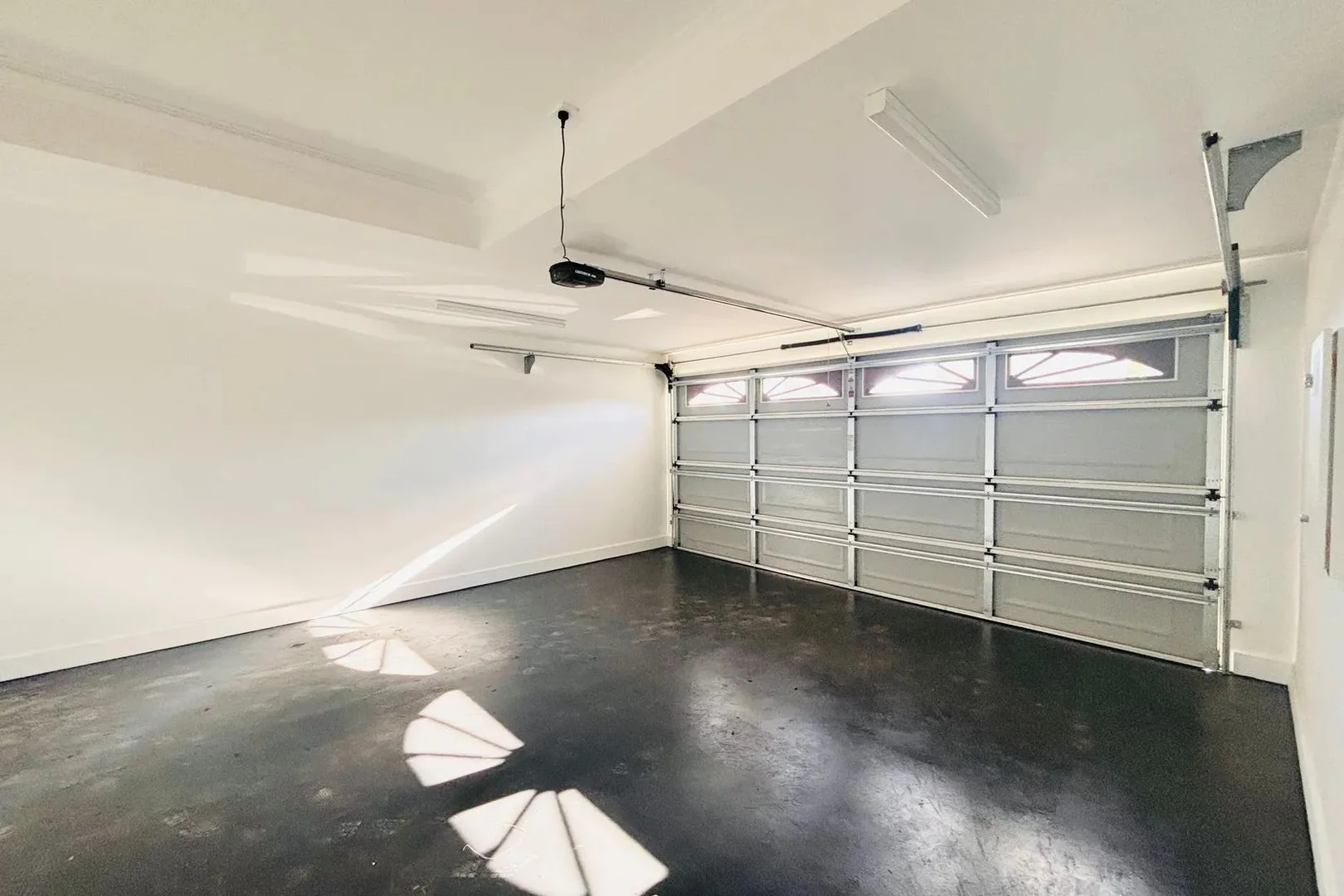Additional image 4 of 8A Juniper Ave, Glen Waverley VIC 3150