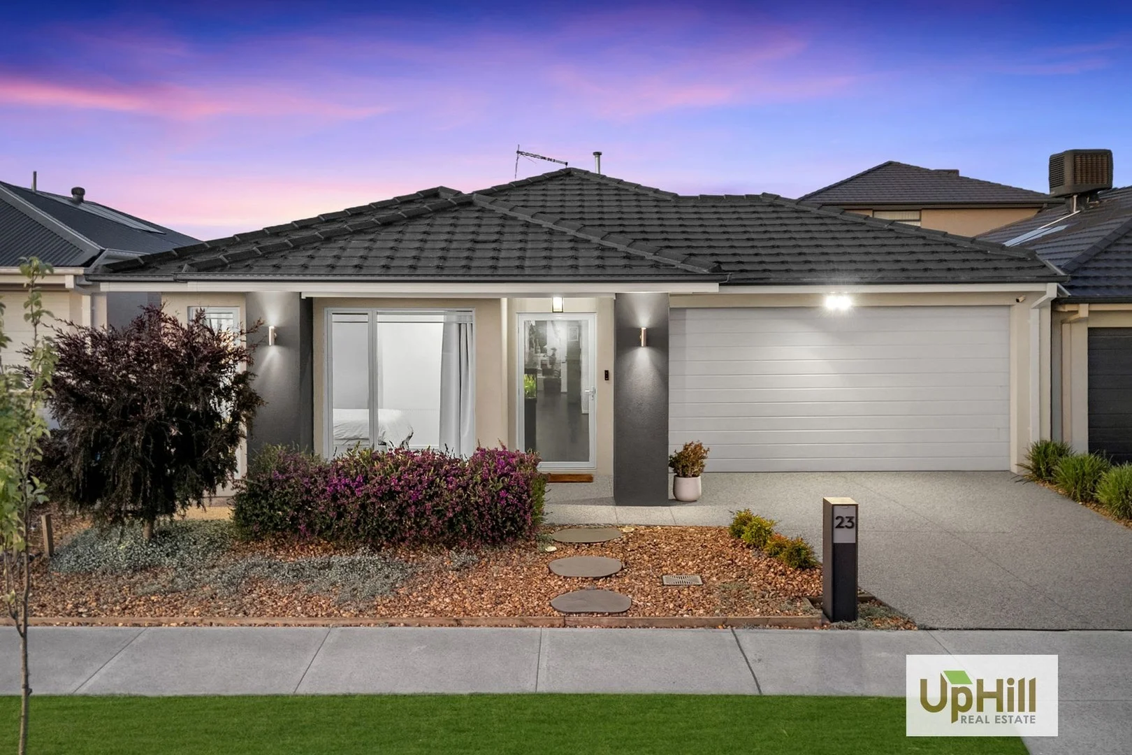 23 Baseline Way, Clyde VIC 3978