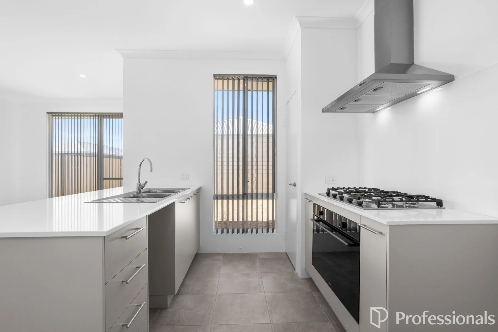 49 Broadwater Avenue, Anketell WA 6167