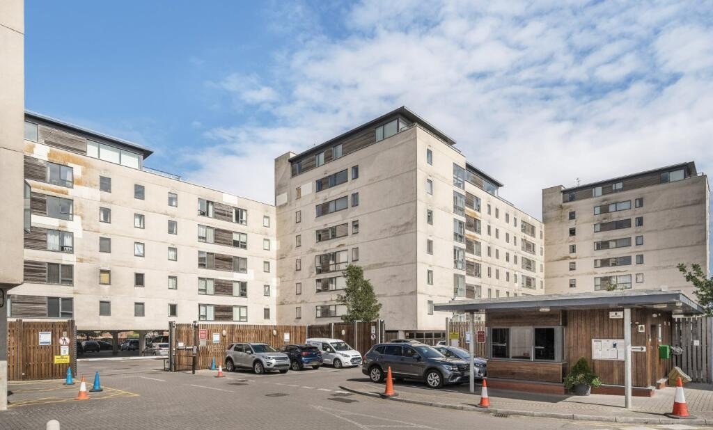 Additional image 4 of 2 Bed Flat, Falcon Drive, CF10, N1 7GU