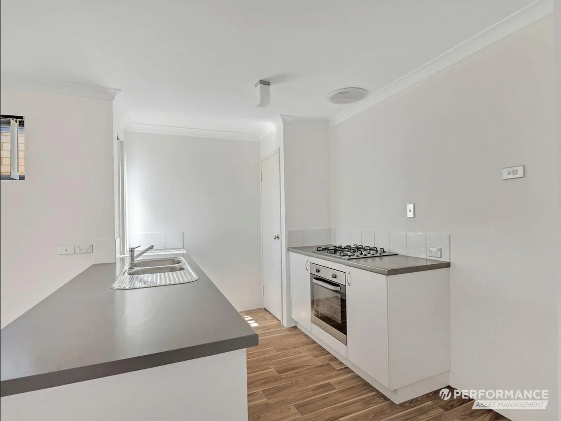 Additional image 4 of 33 Silverline Bend, Bertram WA 6167