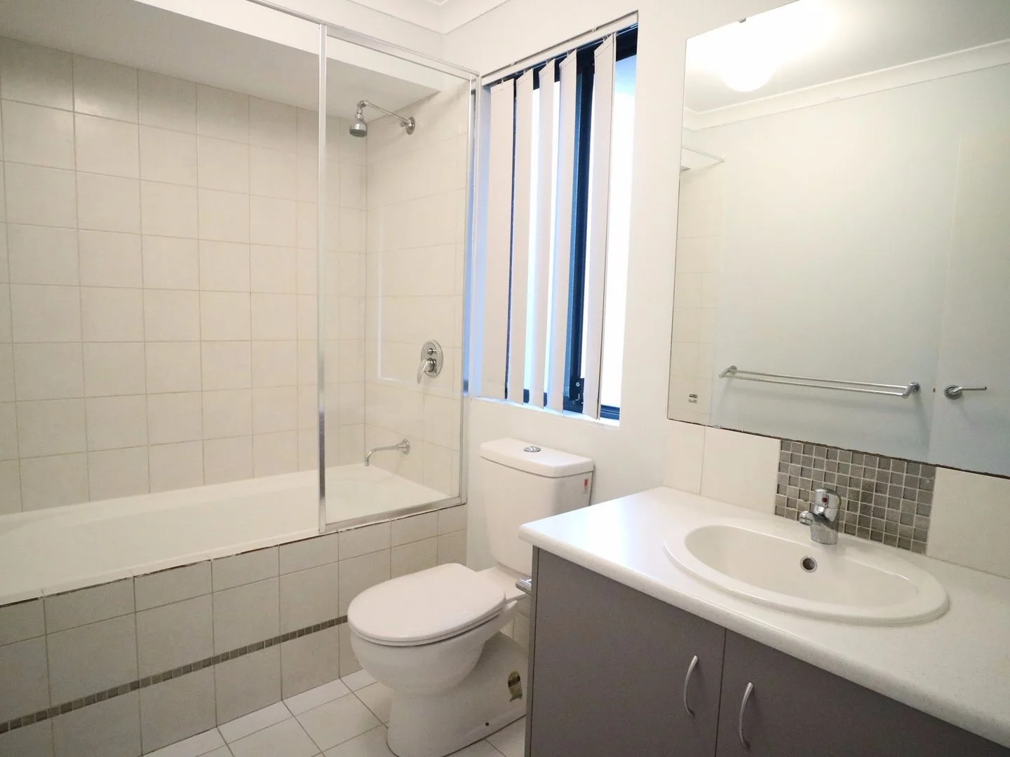 Additional image 8 of Unit 1/182 Epsom Av, Belmont WA 6104