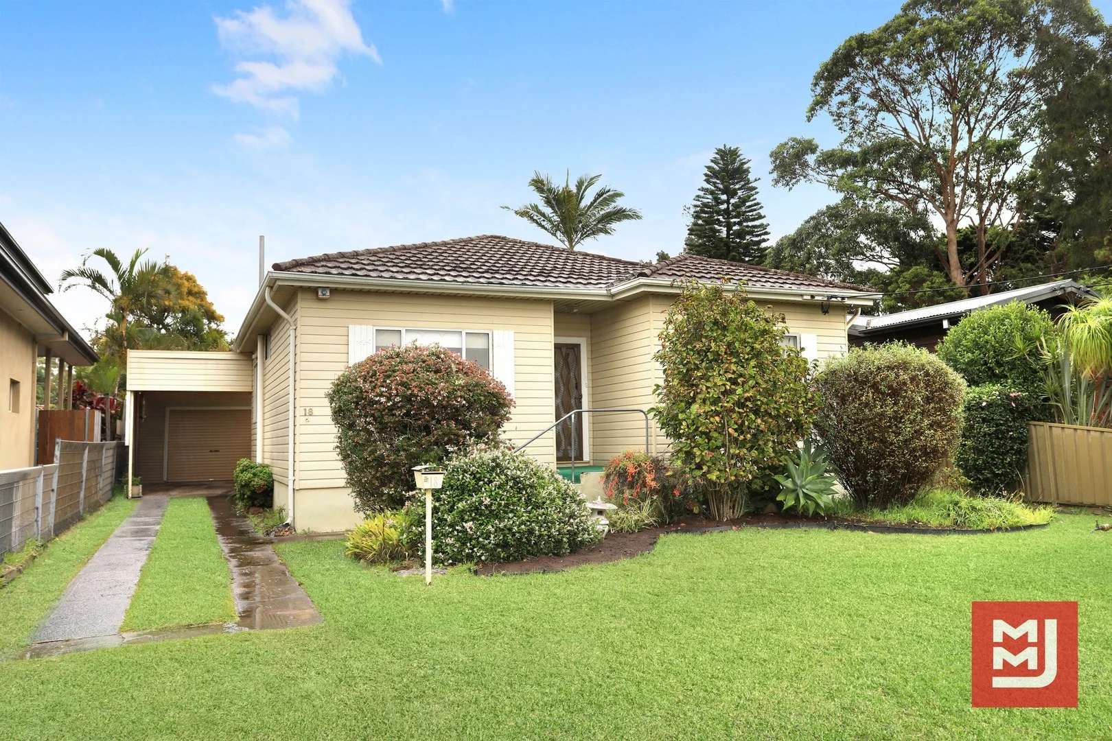18 Storey Street, Fairy Meadow NSW 2519
