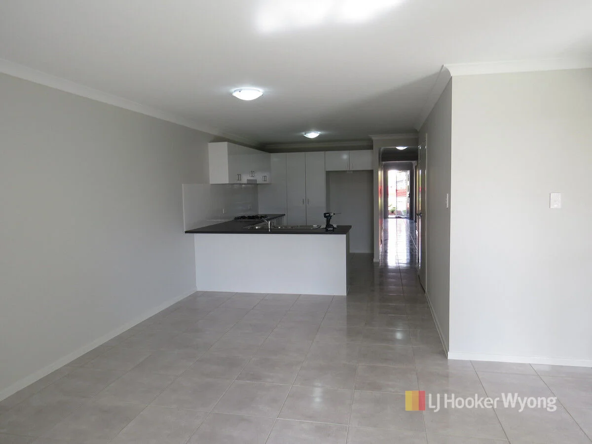 Additional image 2 of 8a Creswell Street, Wadalba NSW 2259