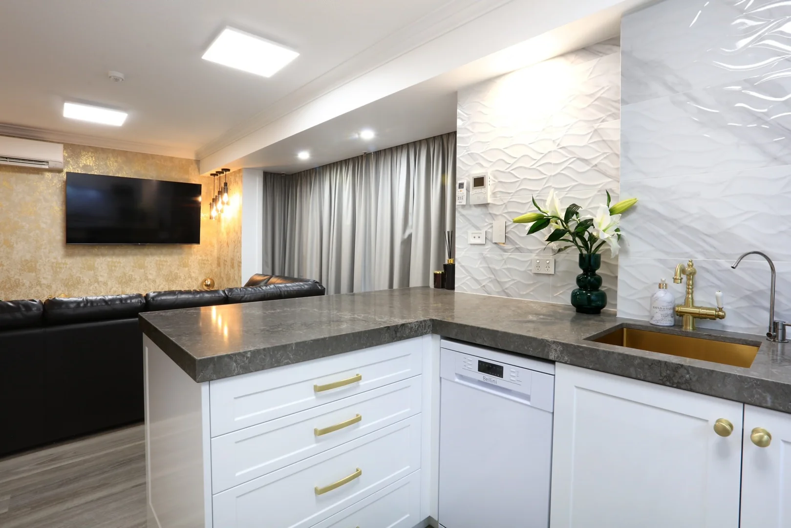 Additional image 7 of 2113/24-26 Queensland Avenue, Broadbeach QLD 4218