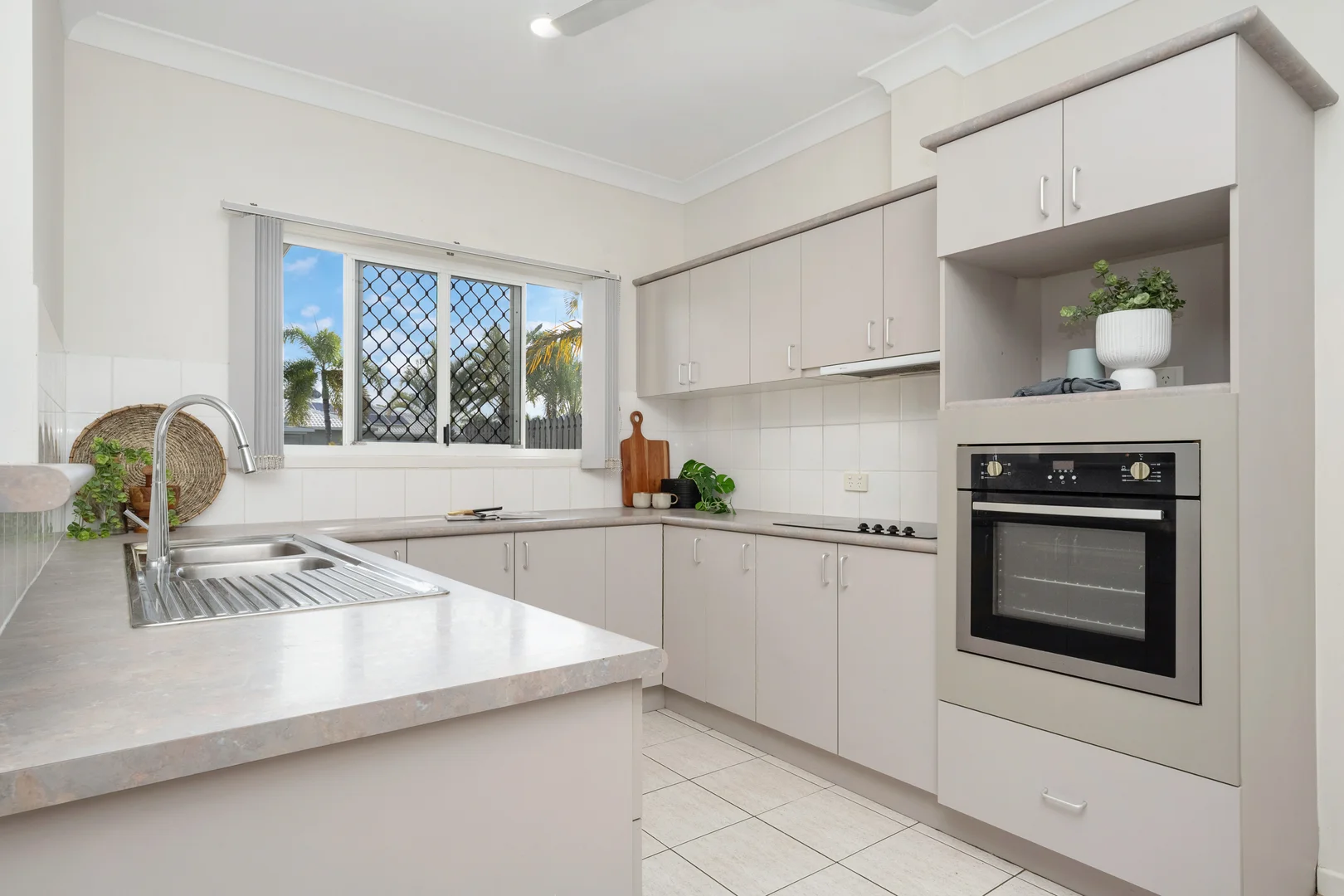 Additional image 2 of 7 Conferta Court, Kirwan QLD 4817