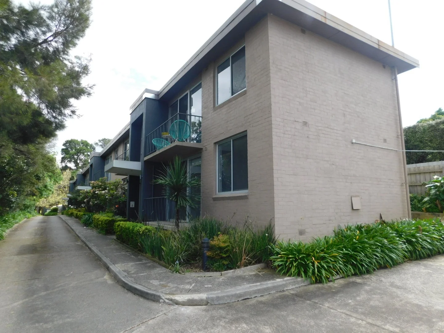 8/14 Stradbroke Avenue, Heidelberg VIC 3084