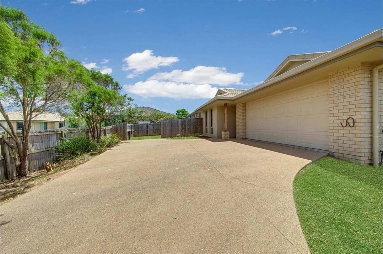 15 Abbey Place, Calliope QLD 4680 photo 2