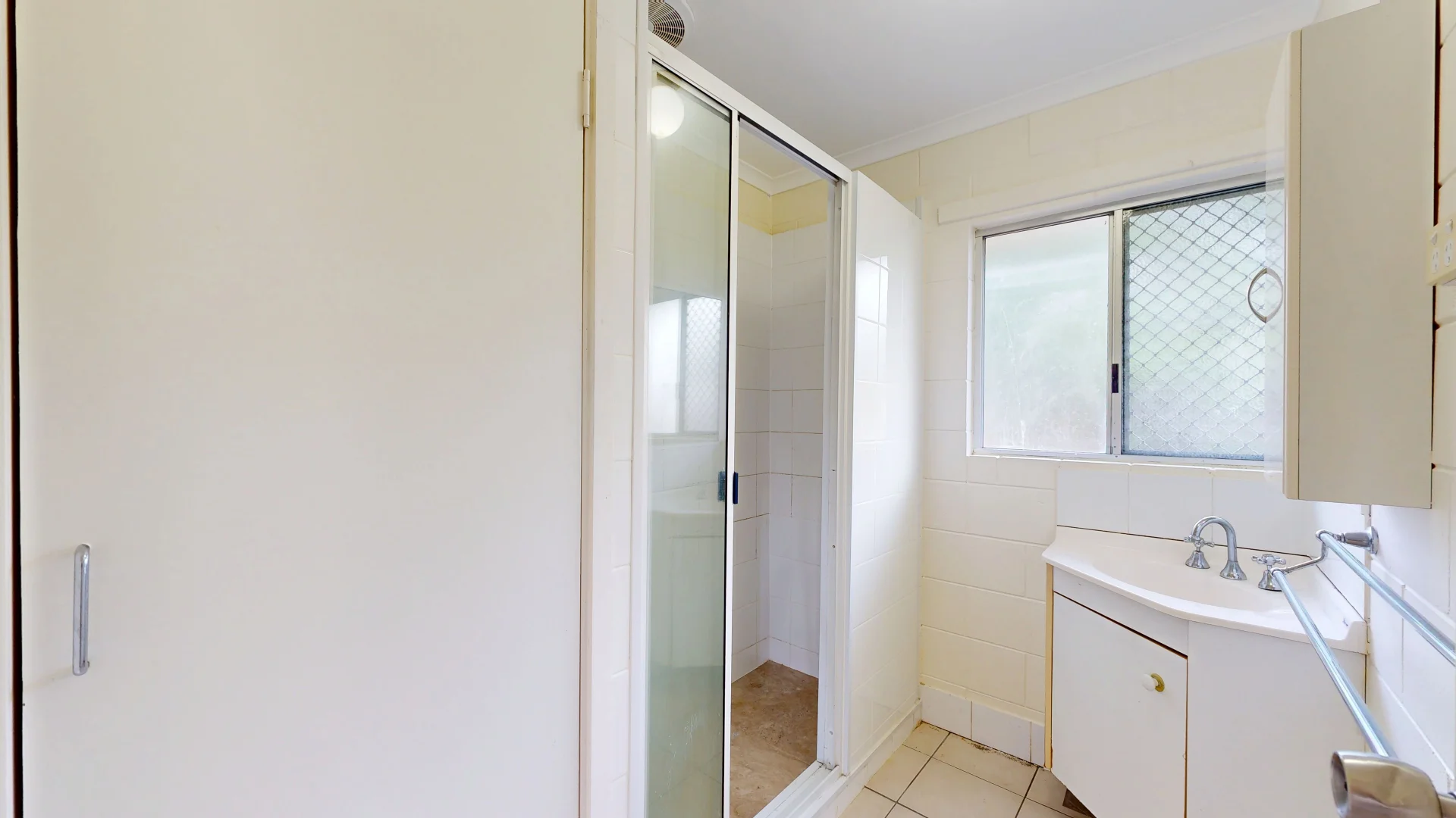 Additional image 7 of 14 San Vito Crescent, Rasmussen QLD 4815