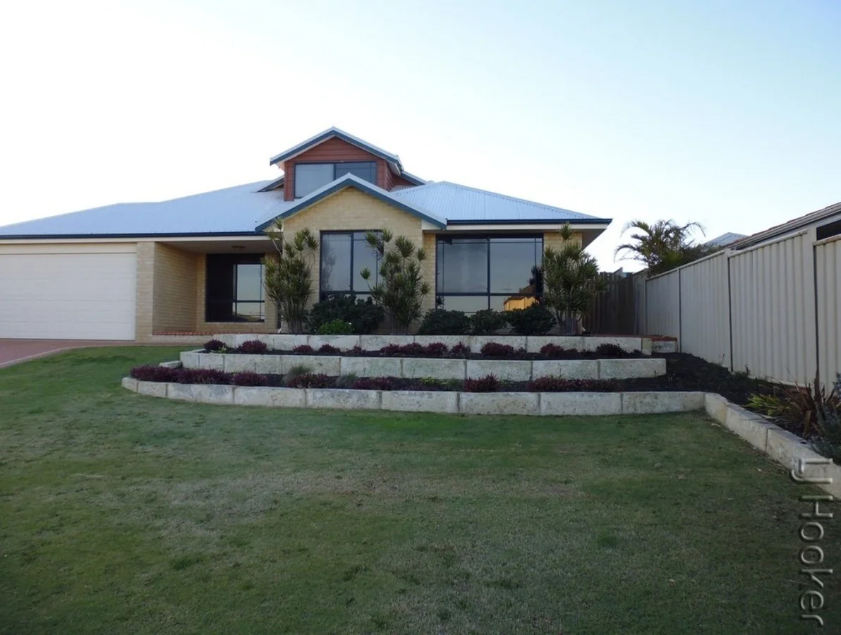 6 Poivre Place, San Remo WA 6210