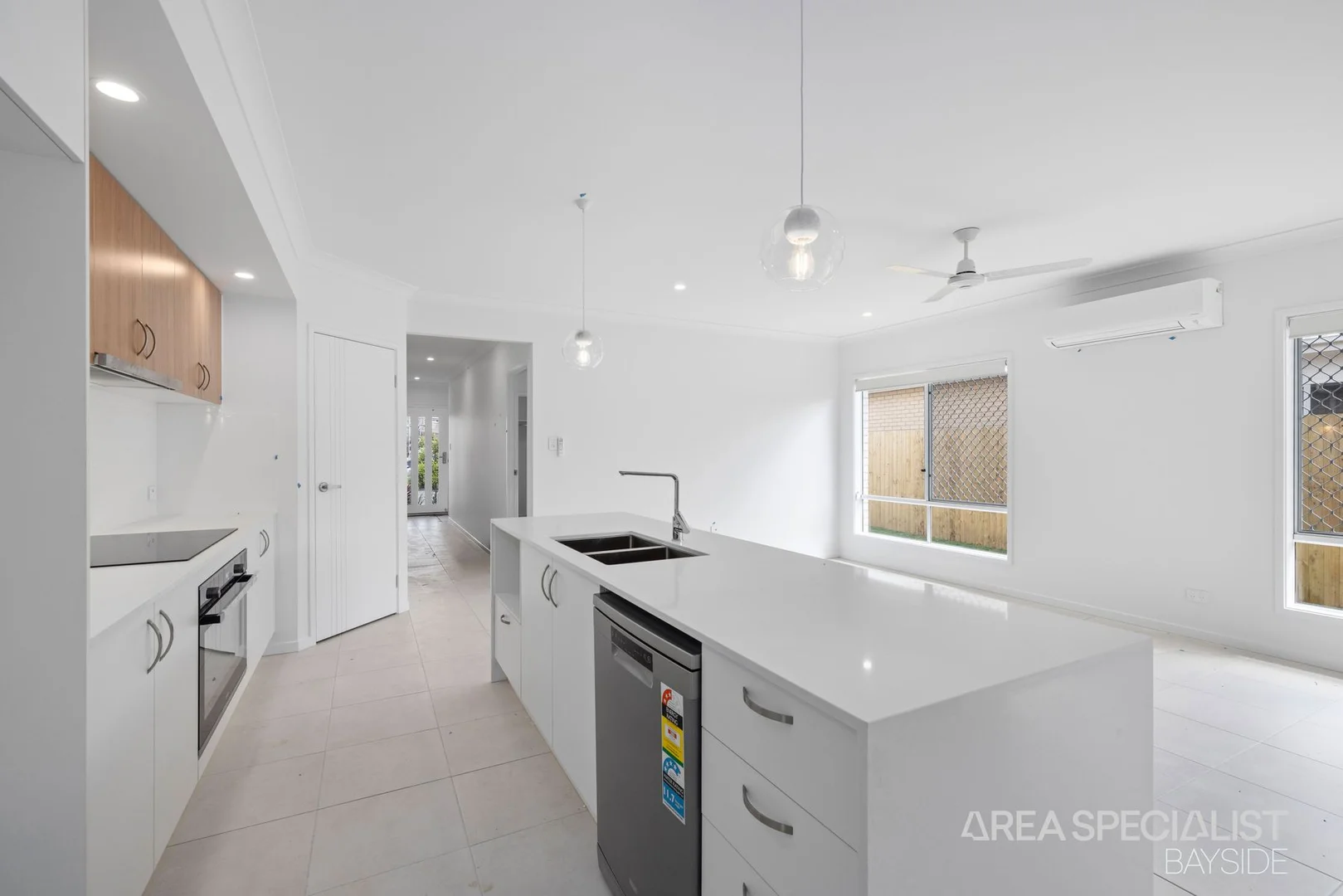 Additional image 4 of 91 Shoreline Avenue, Redland Bay QLD 4165