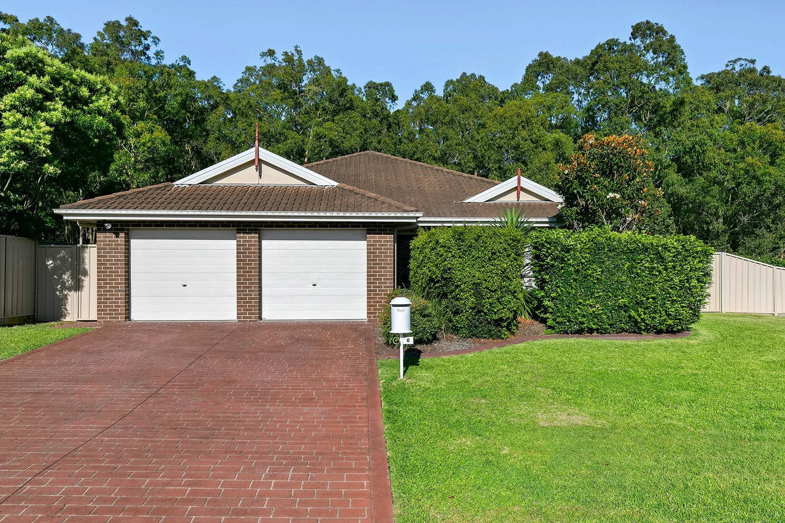 6 Prieska Way, East Maitland NSW 2323