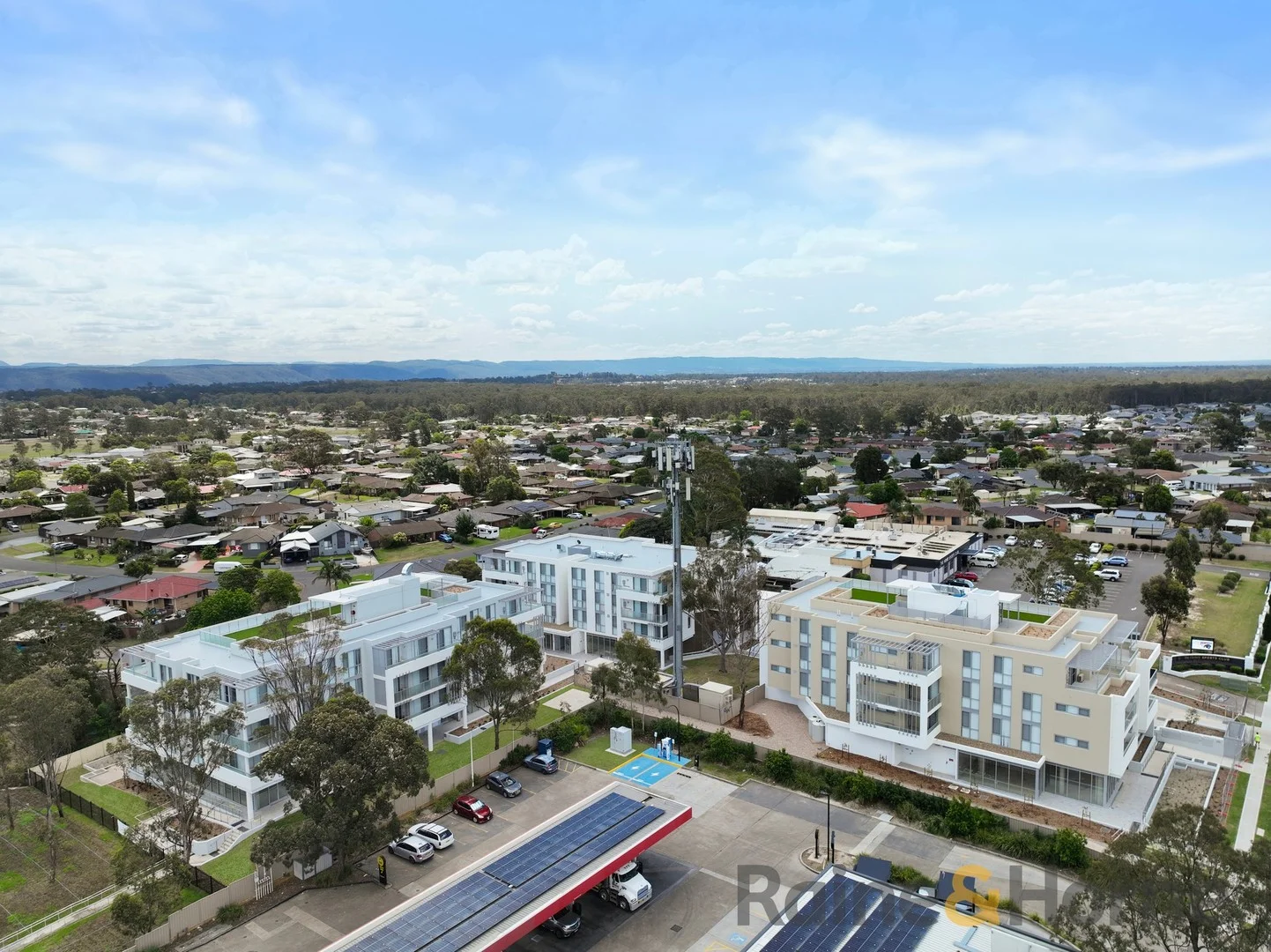 B305/152 Henry Lawson Avenue, Werrington County NSW 2747