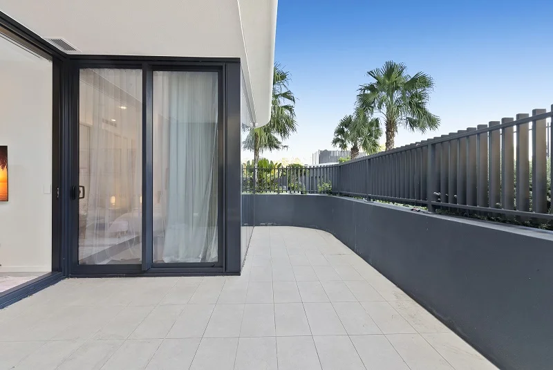 Additional image 3 of 101/180 Marine Parade, Labrador QLD 4215