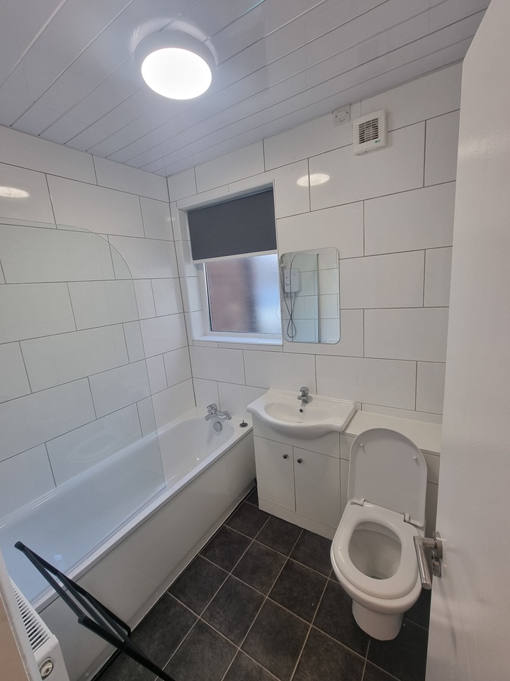 Studio Flat, Lenton, NG7, N1 7GU
