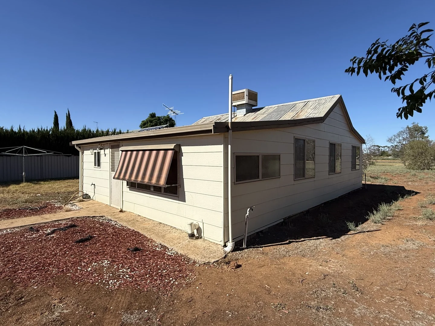 45 Curran Road, Yenda NSW 2681