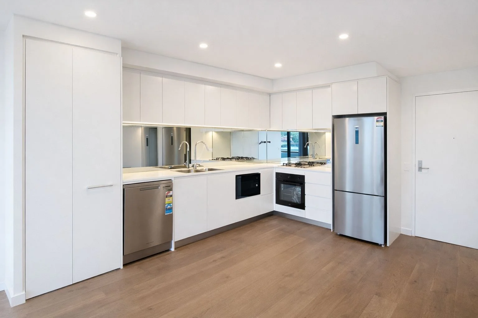 UNIT 214/38 KITCHENER PARADE, Bankstown NSW 2200