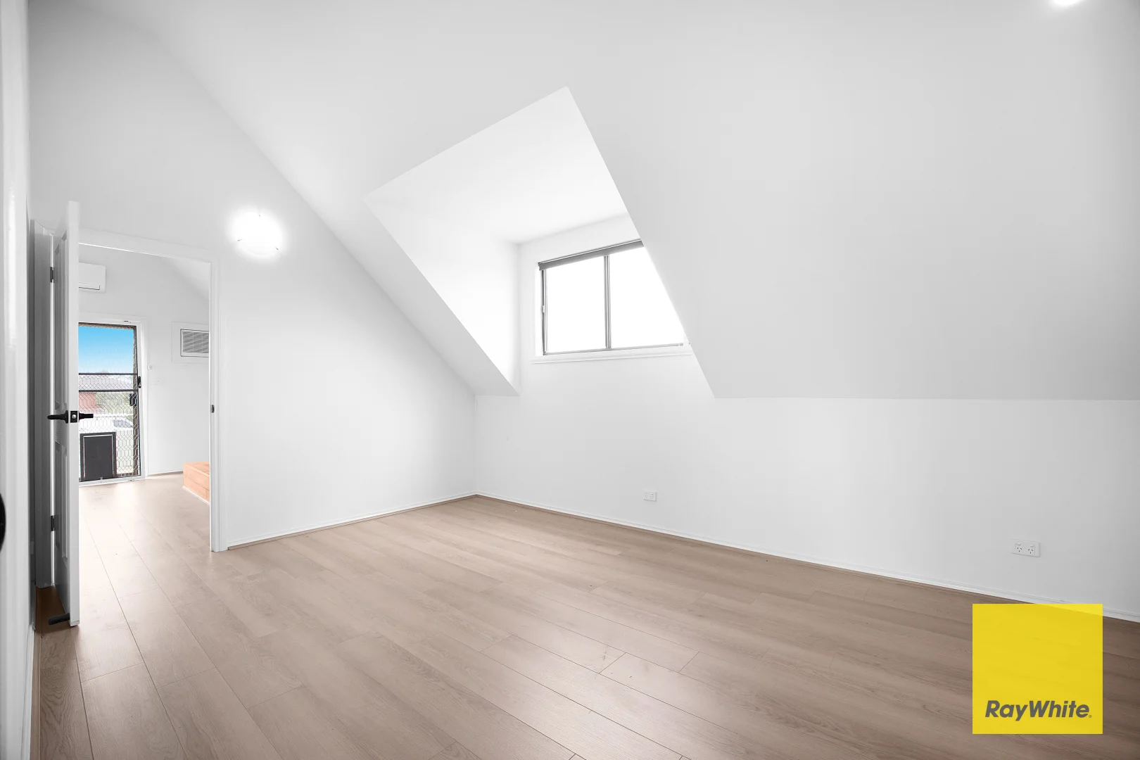 Additional image 11 of 629 Tarneit Road, Hoppers Crossing VIC 3029