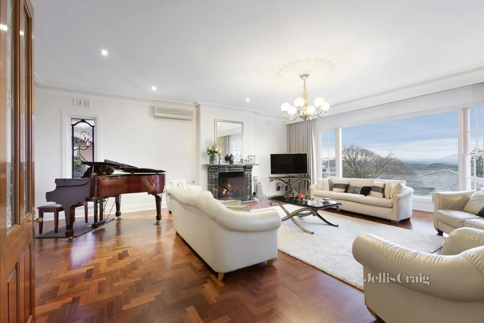 Additional image 2 of 12 Stirling Crescent, Glen Waverley VIC 3150