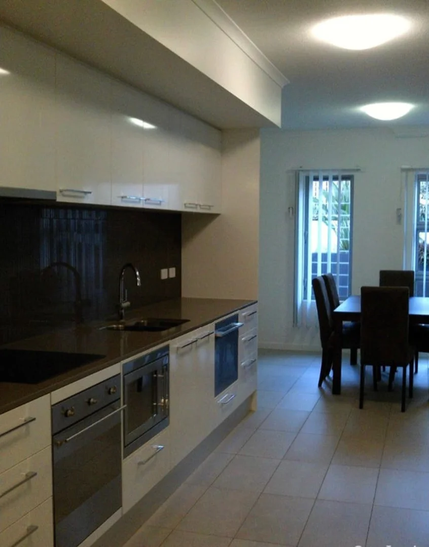 Additional image 4 of 2/11 Glenlyon Street, Gladstone Central QLD 4680