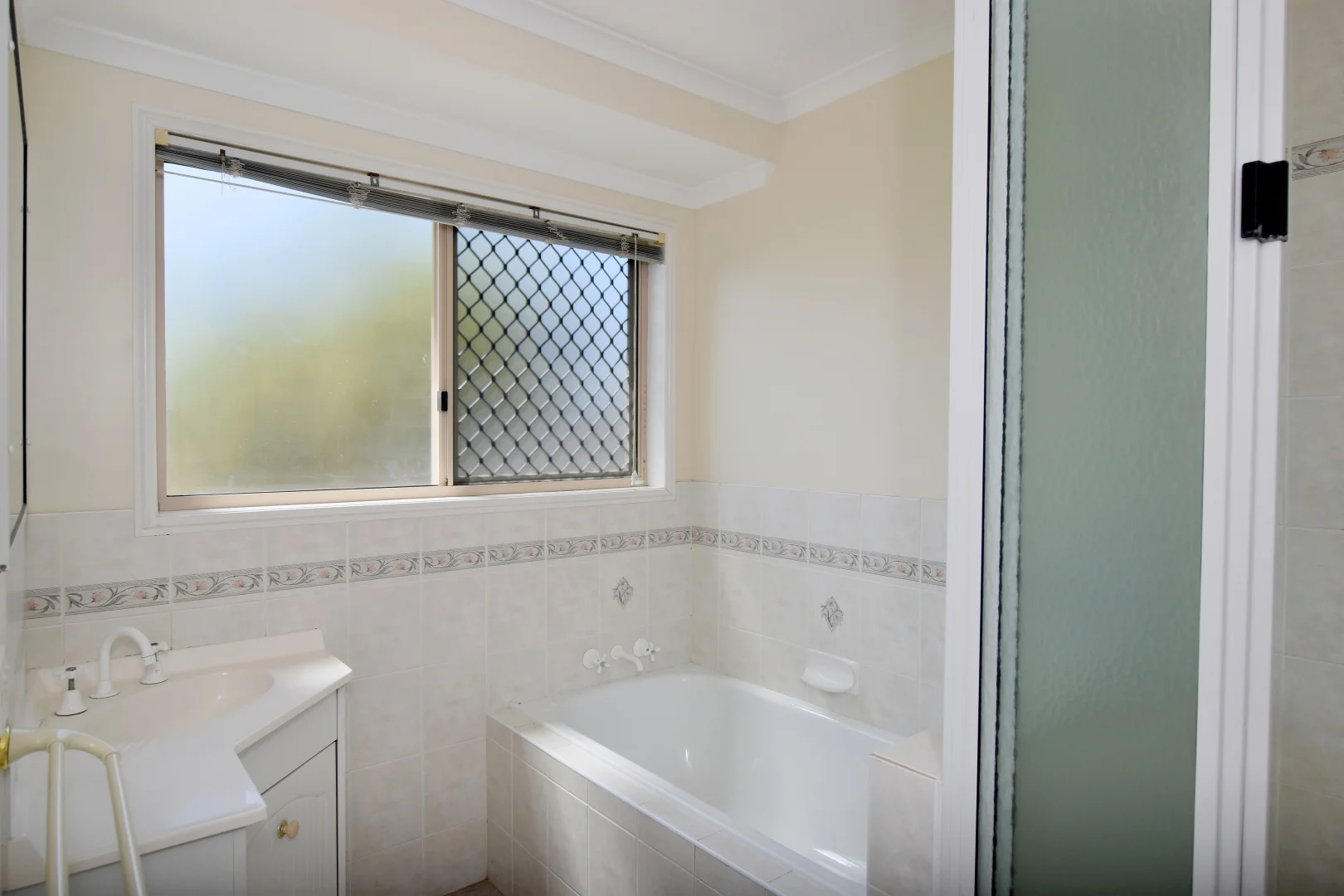 Additional image 13 of 5 Yaldara Court, New Auckland QLD 4680