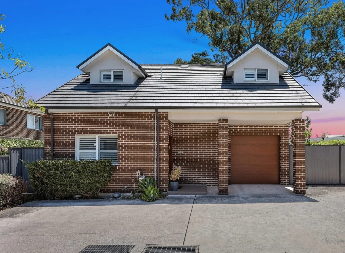 9/2-4 Rawson Road, Greenacre NSW 2190