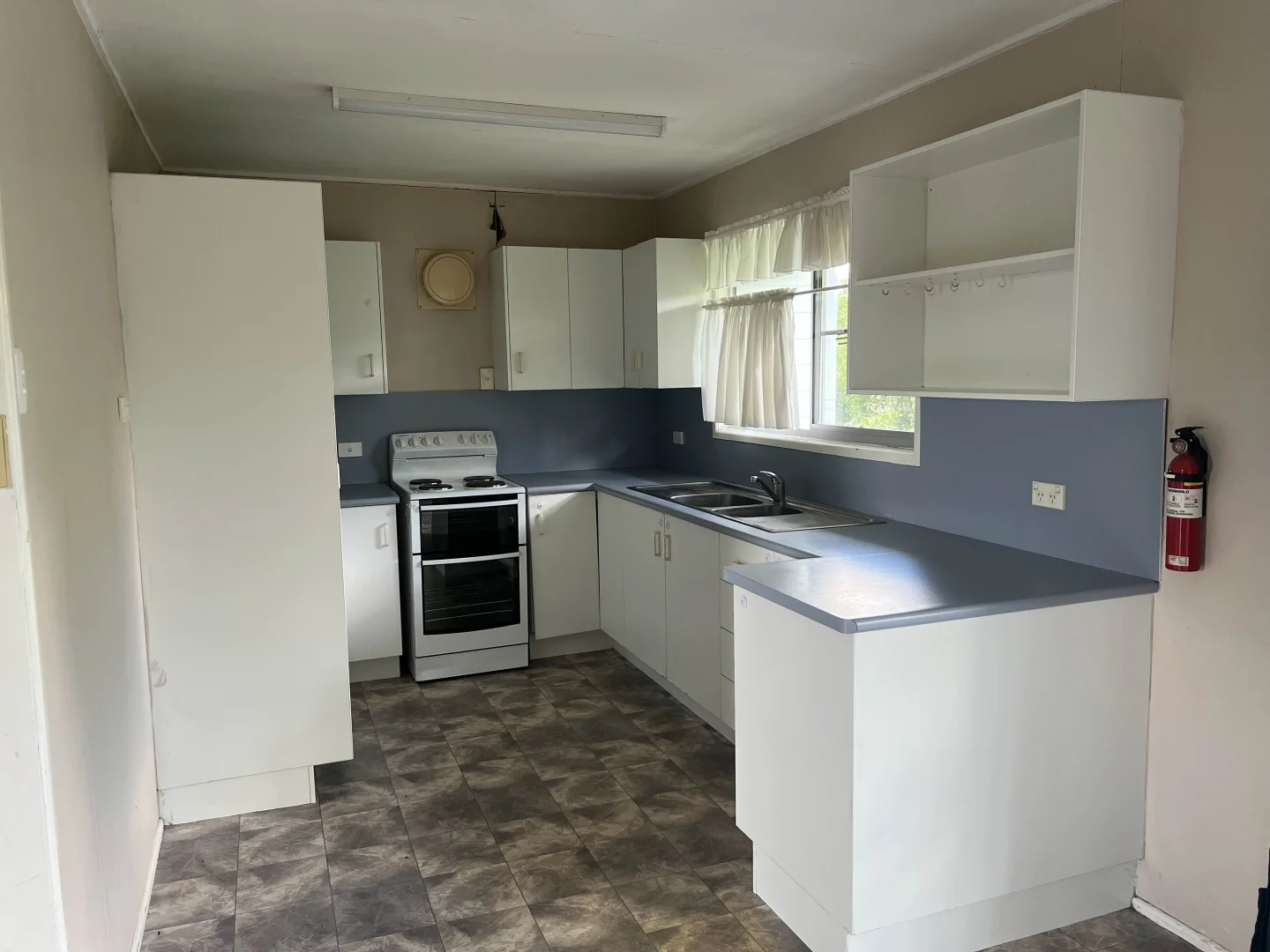 Additional image 3 of 15 Bredhauer Street, Blackwater QLD 4717