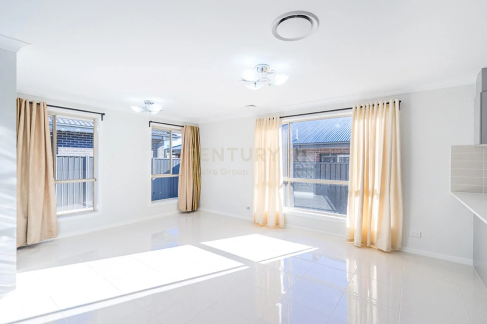 24 Richards Loop, Oran Park NSW 2570 photo 4
