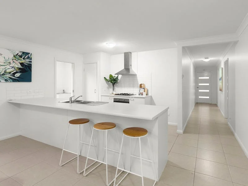 Additional image 3 of 34 Sanderling Avenue, Armstrong Creek VIC 3217