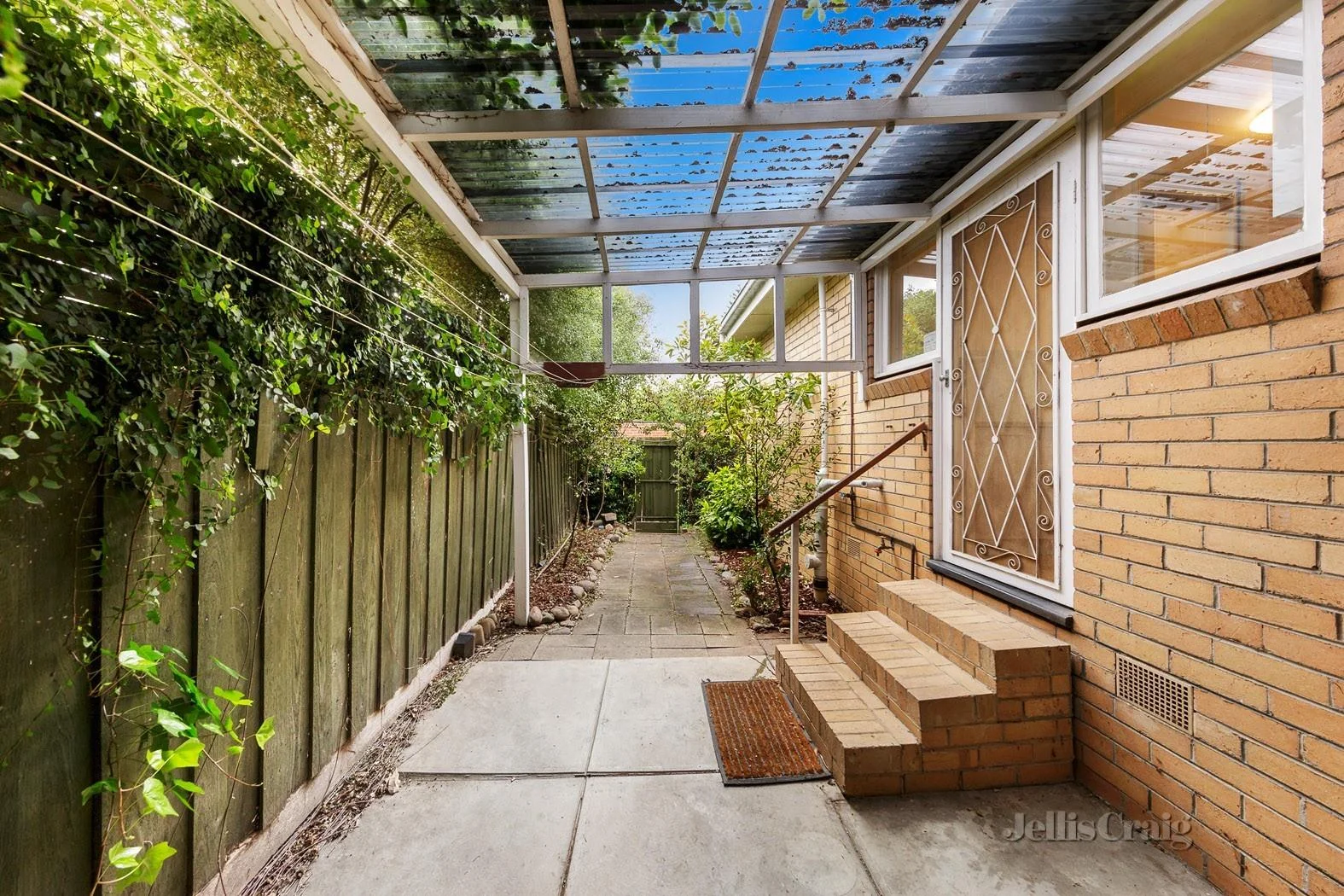 Additional image 4 of 6/7 Leopold Crescent, Mont Albert VIC 3127