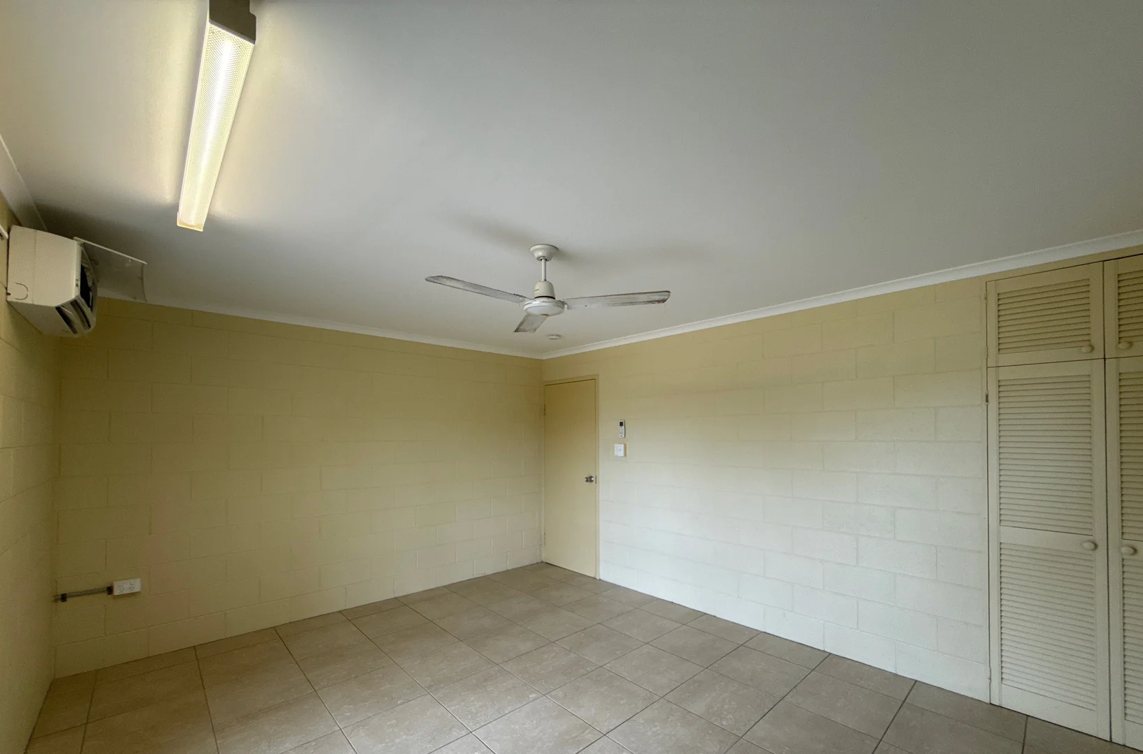 Additional image 8 of Unit 4/59 Reid Road, Wongaling Beach QLD 4852