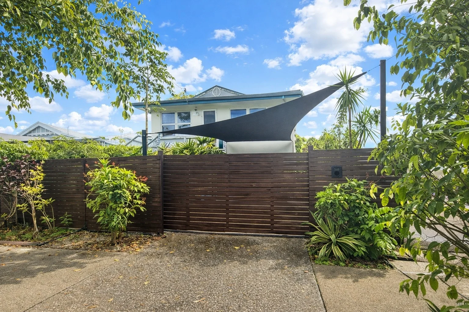 360A McLeod Street, Cairns North QLD 4870